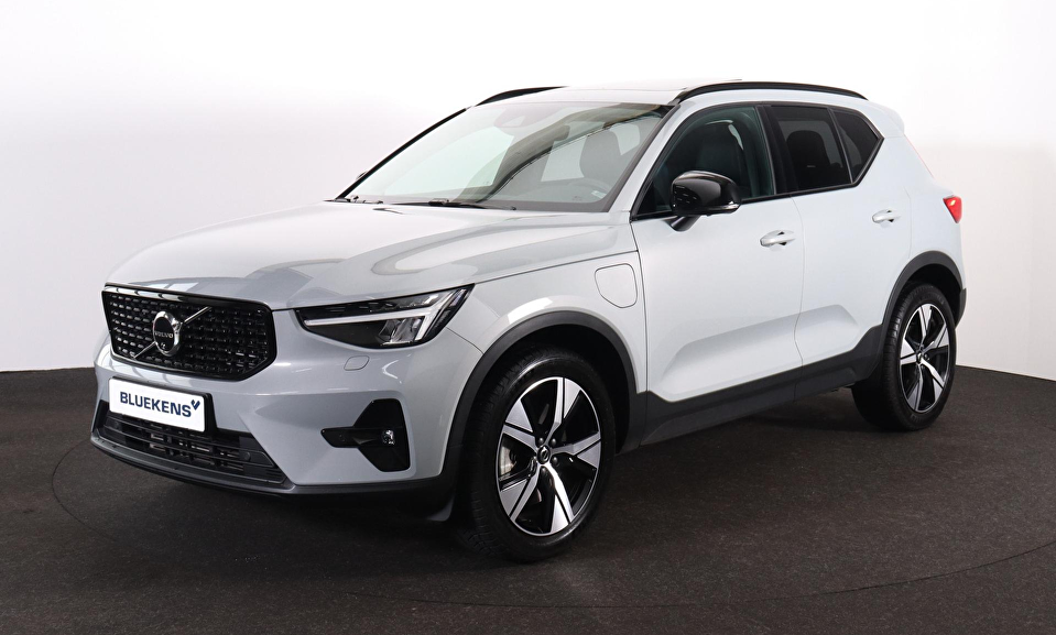 Volvo XC40 1.5 T5 Plug-in hybrid Ultimate Dark Array