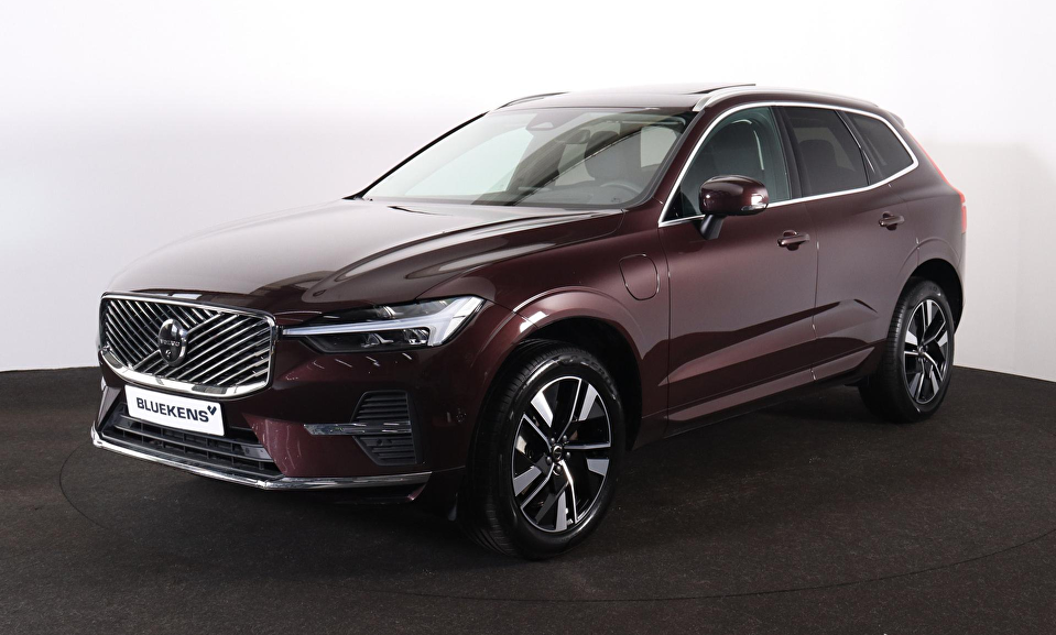 Volvo XC60 T6 Recharge AWD Plus Bright - Panorama/schuifdak - IntelliSafe Assist & Surround - 360º Camera - Harman/Kardon audio - Adaptieve LED koplampen - Verwarmde voorstoelen, stuur & achterbank - Parkeersensoren voor & achter - Elektr. bedienb. voorstoelen met geheugen - Head up display - Draadloze tel. lader - Extra getint glas - 19' LMV