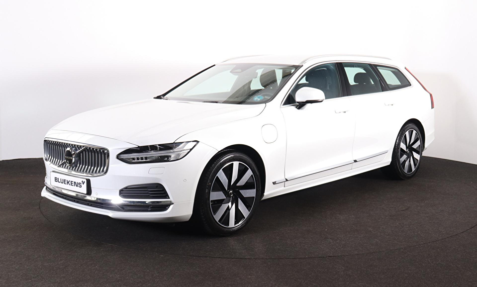 Volvo V90 T6 Recharge AWD Plus Bright - IntelliSafe Assist & Surround - 360º Camera - Harman/Kardon audio - Adaptieve LED koplampen - Verwarmde voorstoelen & stuur - Parkeersensoren voor & achter - Elektr. bedienb. voorstoelen met geheugen - 19' LMV