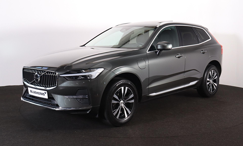 Volvo XC60 T6 Plug-in hybrid AWD Inscription Expression - Panoramadak - Intellisafe Assist/Surround - Harman Kardon Audio - Parkeercamera - Parkeersensoren v/a - Getint glas - Verwarmbare voorstoelen - Verwarmbare voorruit - Trekhaak semi-elektrisch inklapbaar