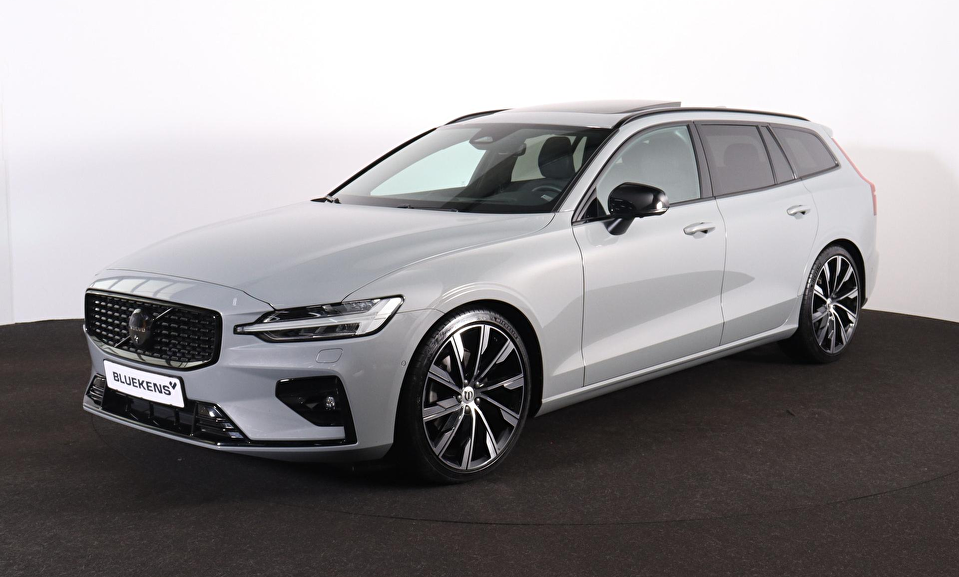 Volvo V60 B4 Ultimate Dark - Panorama/schuifdak - Intellisafe Assist & Surround - Bowers & Wilkins - 360° Camera - Head-up Display - Elektrisch bedienbare voorstoelen met geheugen - Verwarmbare voorstoelen, stuur & achterbank - Parkeersensoren voor & achter - 20' Wielen